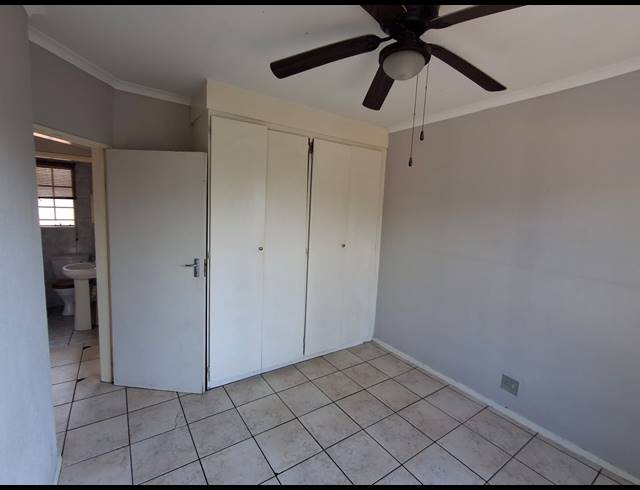 3 BEDROOM TOWNHOUSE FOR SALE IN SAFARI GARDENS